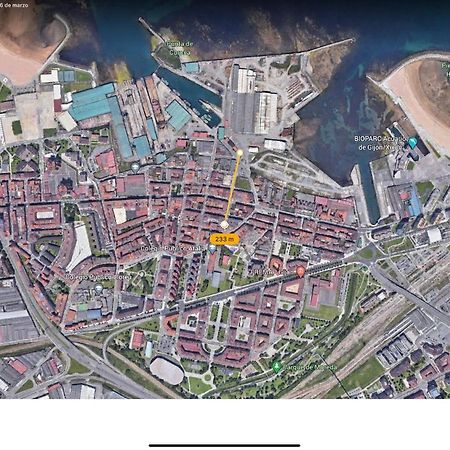Acuarium 1 Apartment Gijon Bagian luar foto